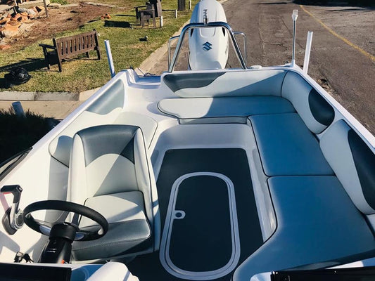 Celebrity 180 with a 140hp Suzuki