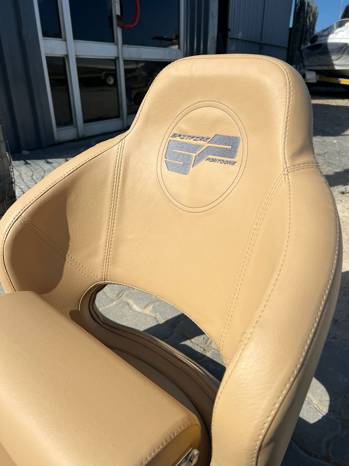 Spitfire 6250 pontoon boat Seat