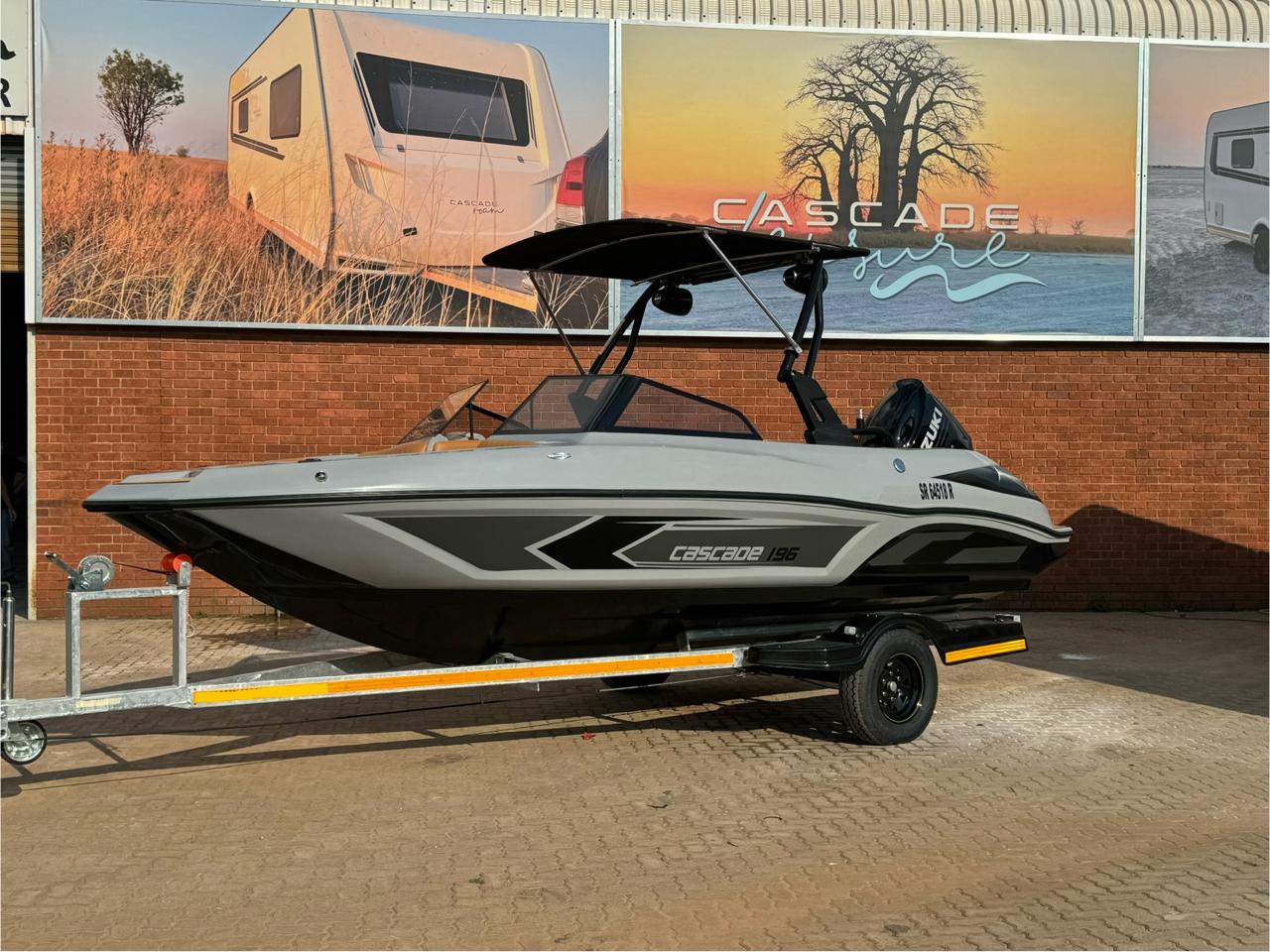 CASCADE 196 with a Suzuki 115hp