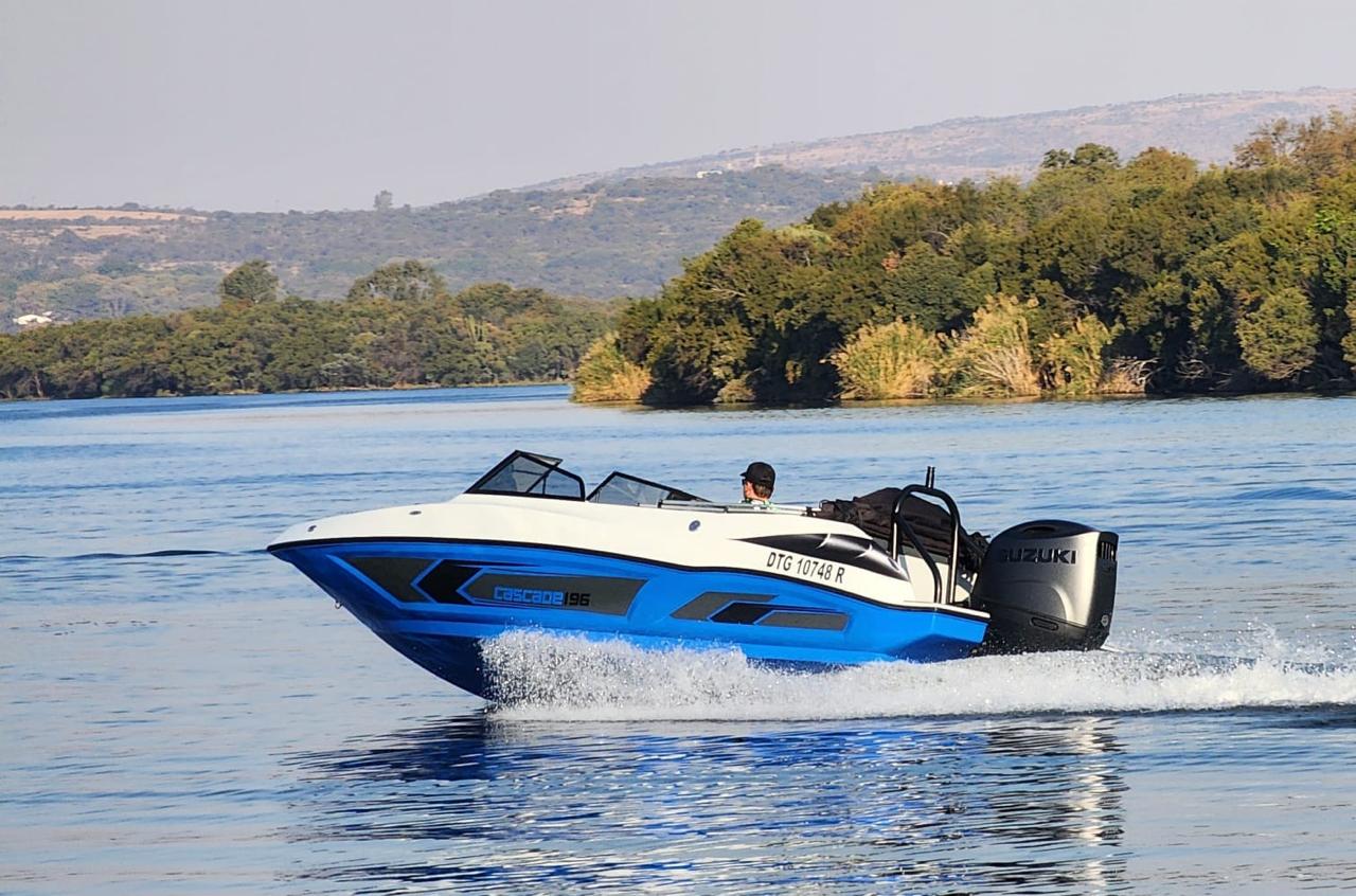 CASCADE 196 with a Suzuki 115hp