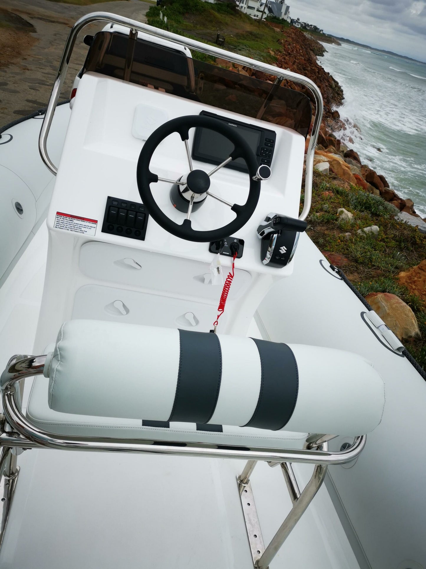 NEW INFANTA 5.8 WITH A 2022 COOL WHITE DRIVE-BY-WIRE 140HP SUZUKI