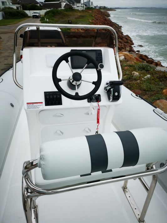 NEW INFANTA 5.8 WITH A 2022 COOL WHITE DRIVE-BY-WIRE 140HP SUZUKI