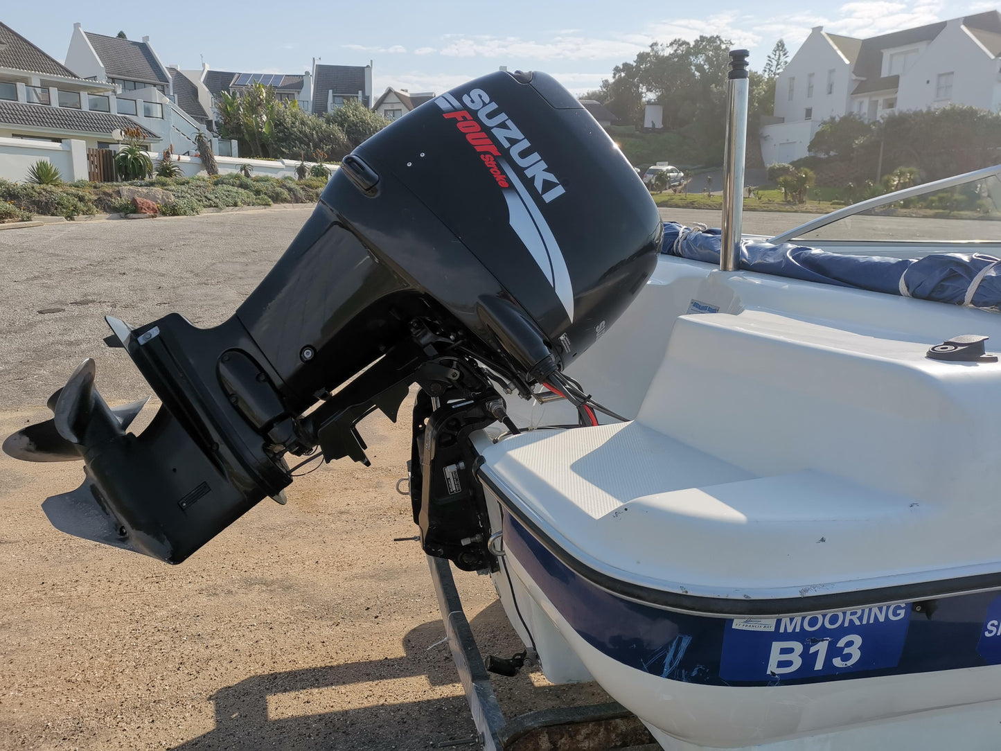 2007 Excitation with 4-stroke Suzuki 90hp