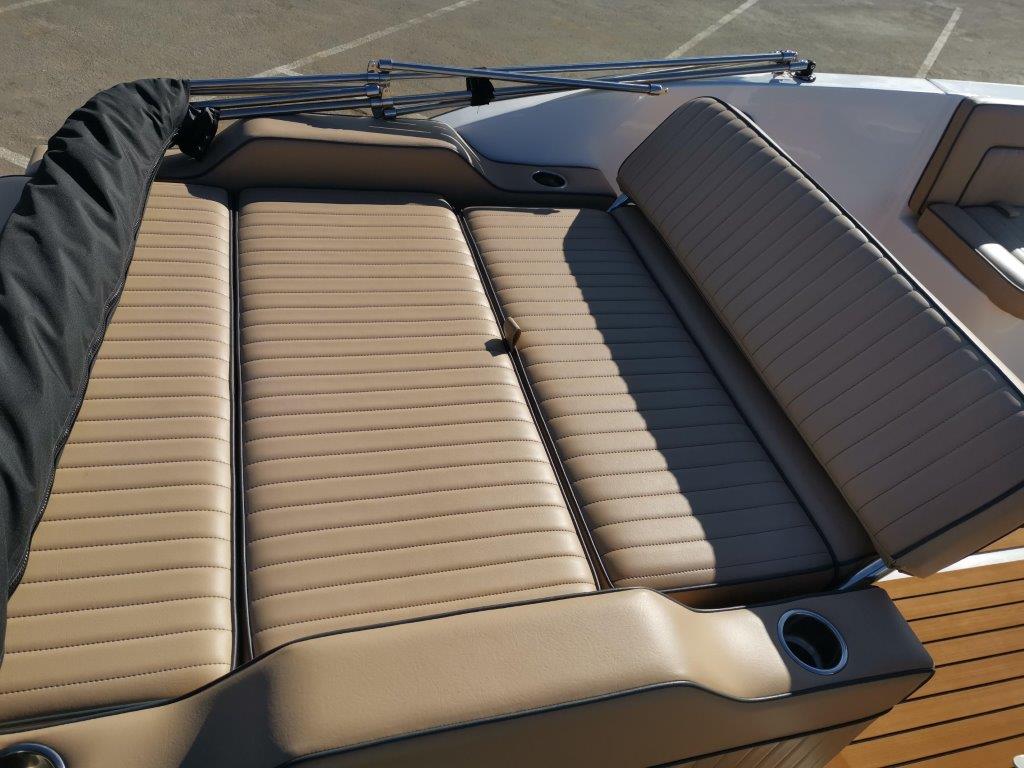 Spitfire 6250 with Nebular Black 140hp Suzuki