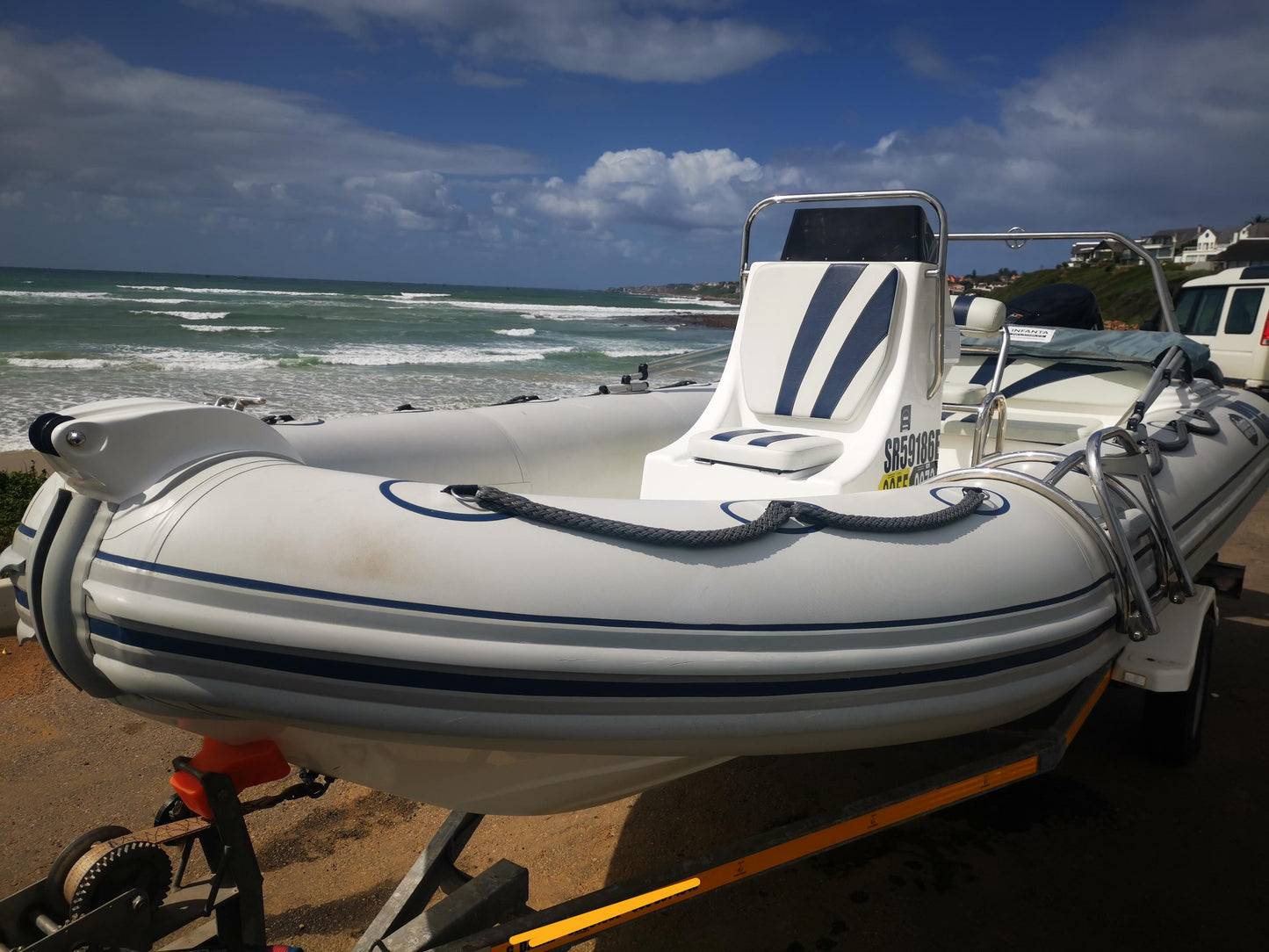 5.2 Infanta LRI with 100hp Suzuki 4-stroke