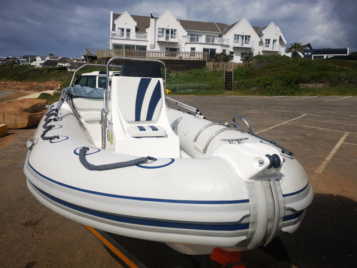 5.2 Infanta LRI with 100hp Suzuki 4-stroke
