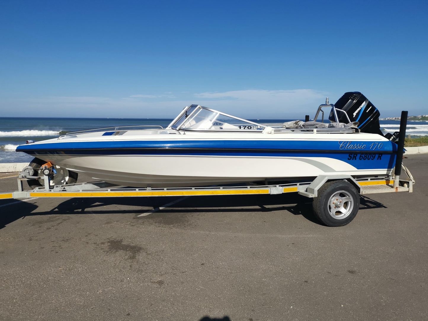 Classic 170BR with Mercury 125hp 2 – stroke