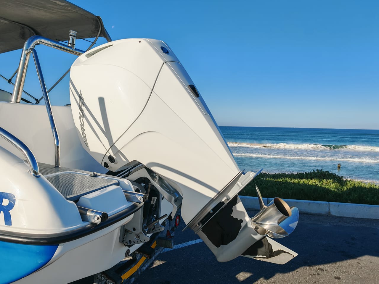 2019 Sunsport 2050 with 200hp Mercury 4-stroke