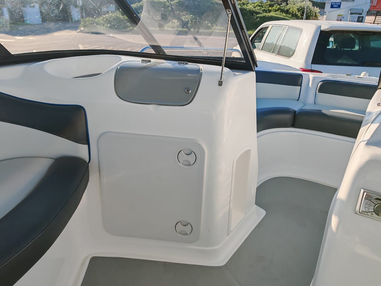 2019 Sunsport 2050 with 200hp Mercury 4-stroke