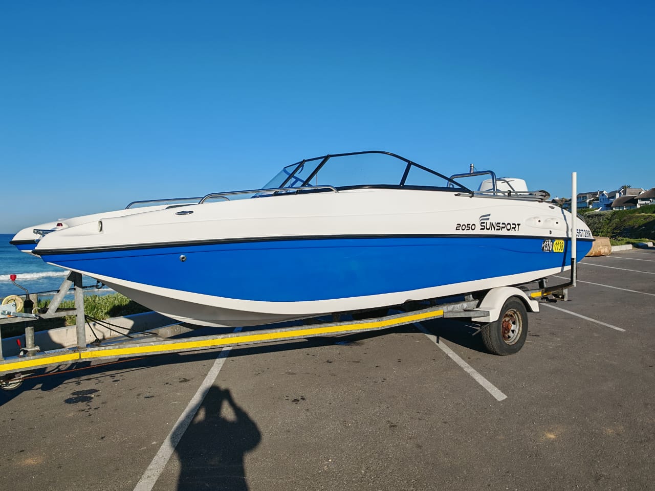 2019 Sunsport 2050 with 200hp Mercury 4-stroke