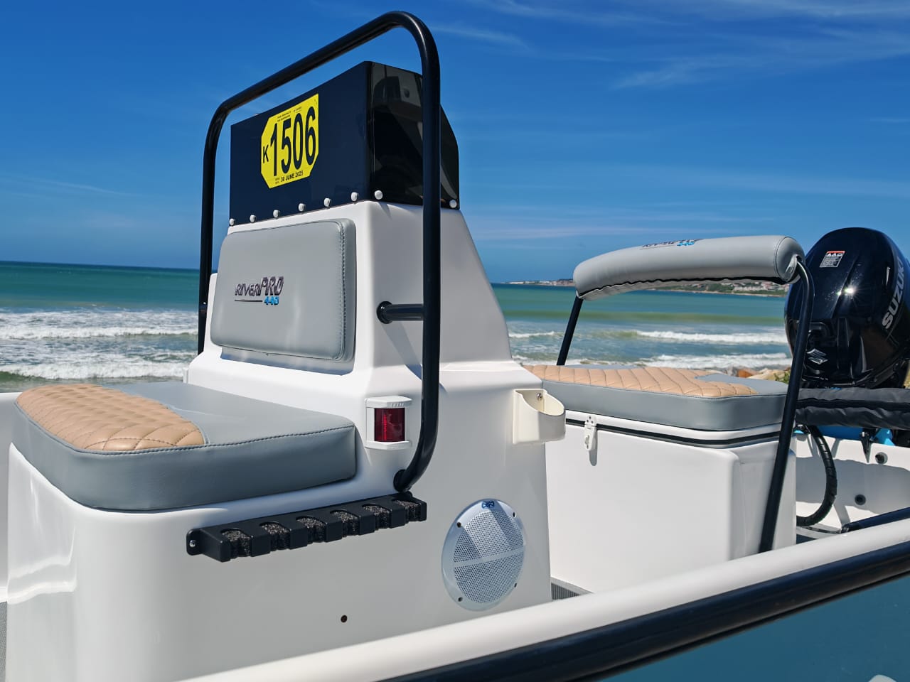 RiverPro 440 with 30hp Suzuki 30hp