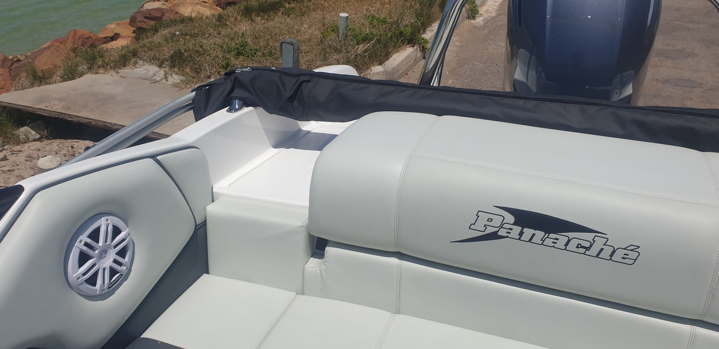 Panache 1950LX with 200hp Yamaha | Garmin & Audio