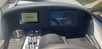 Panache 1950LX with 200hp Yamaha | Garmin & Audio