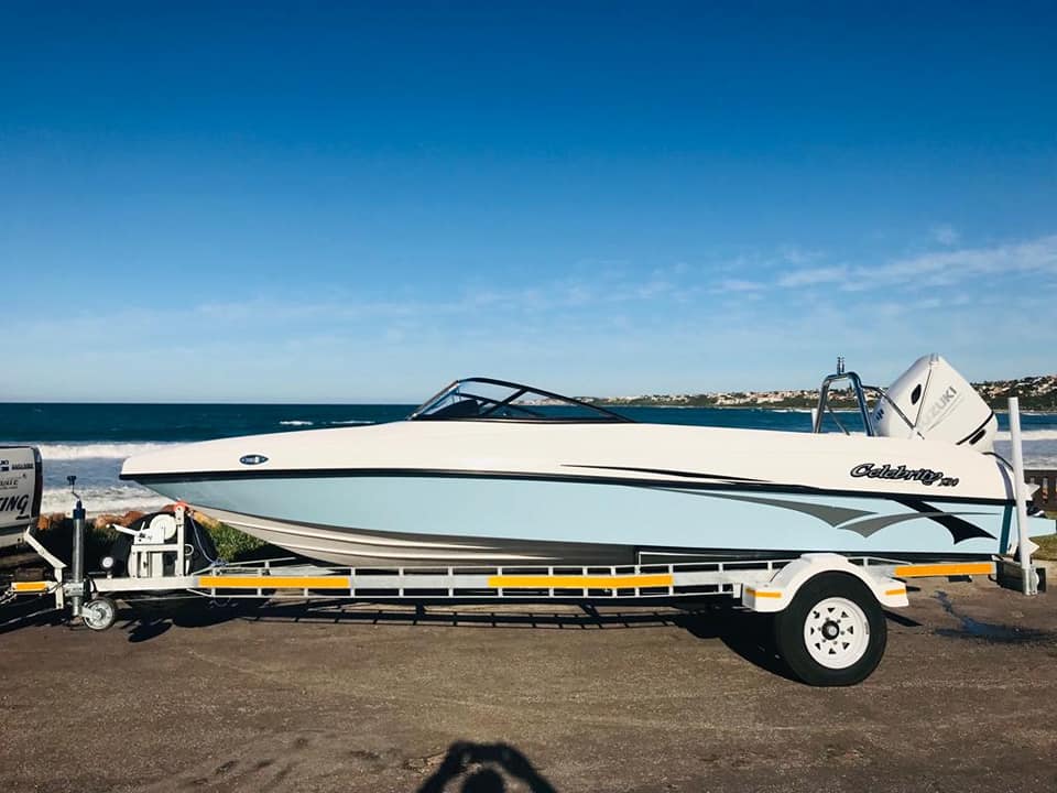 Celebrity 180 with a 140hp Suzuki