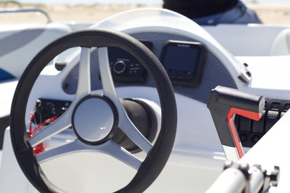 XPRESSION 180 FUNSTER – SUZUKI 140HP