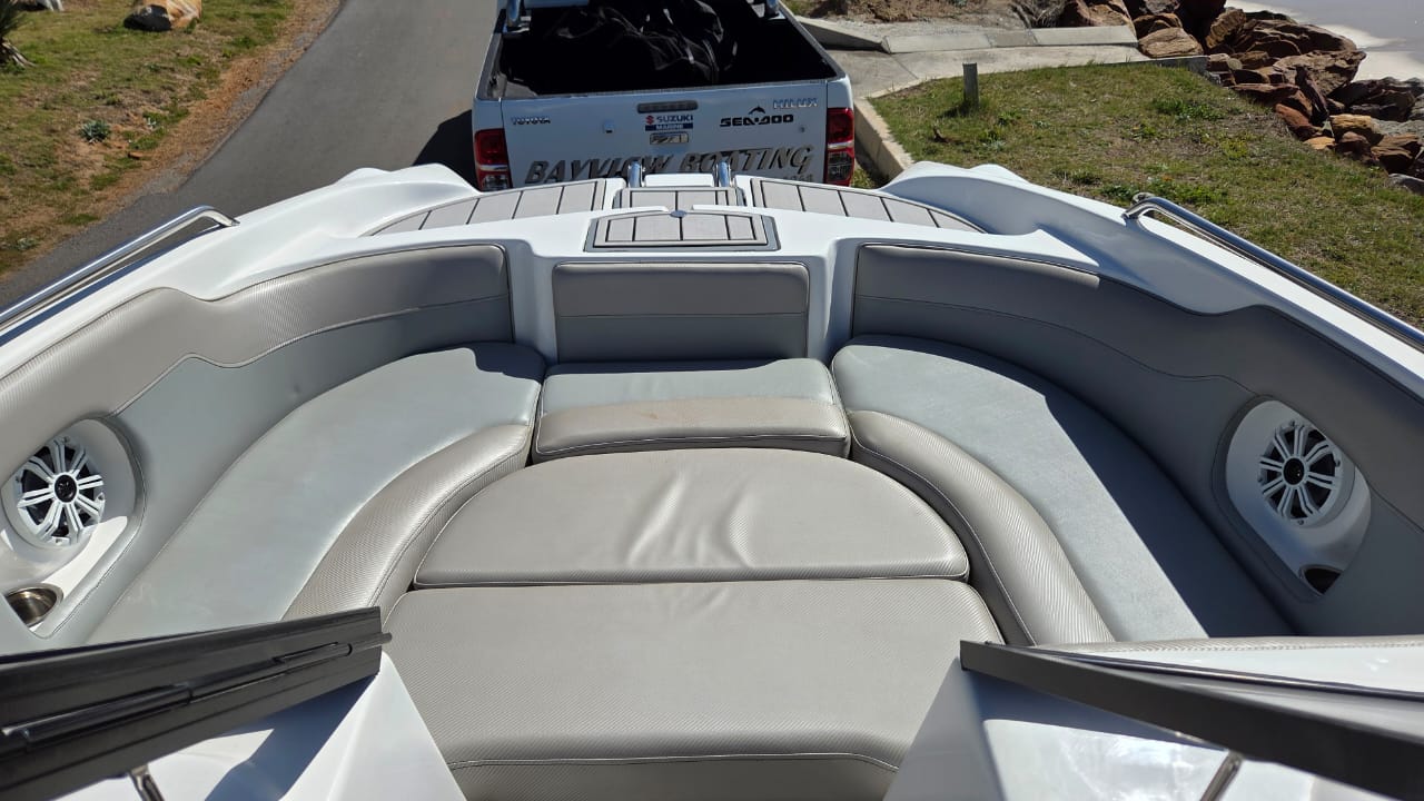 Sunsport 2050 with 225hp Mercury