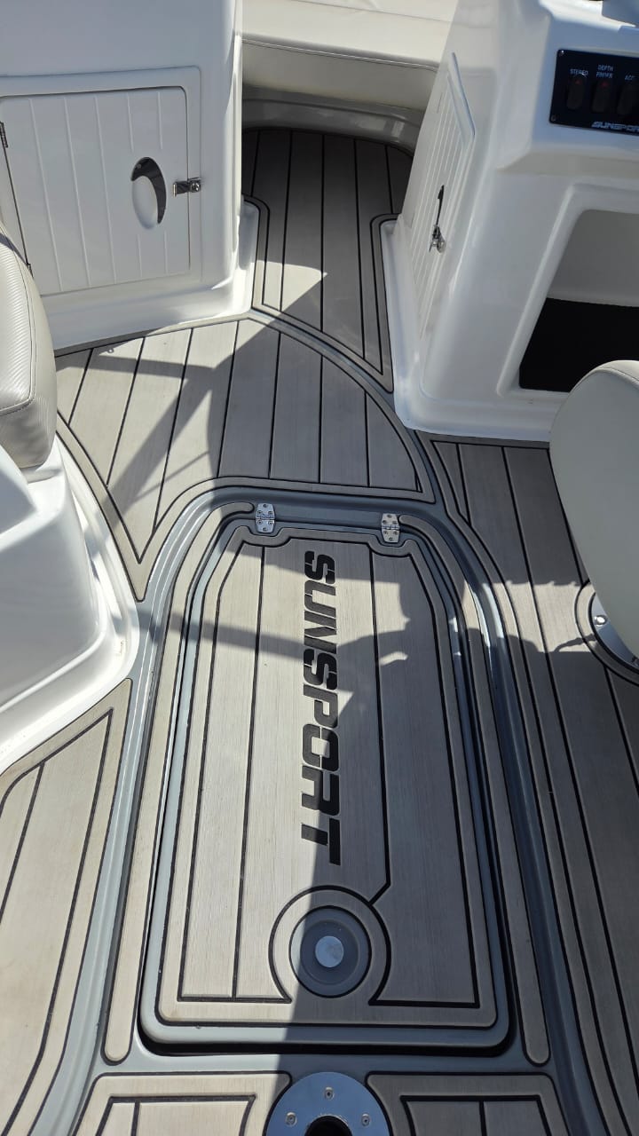 Sunsport 2050 with 225hp Mercury