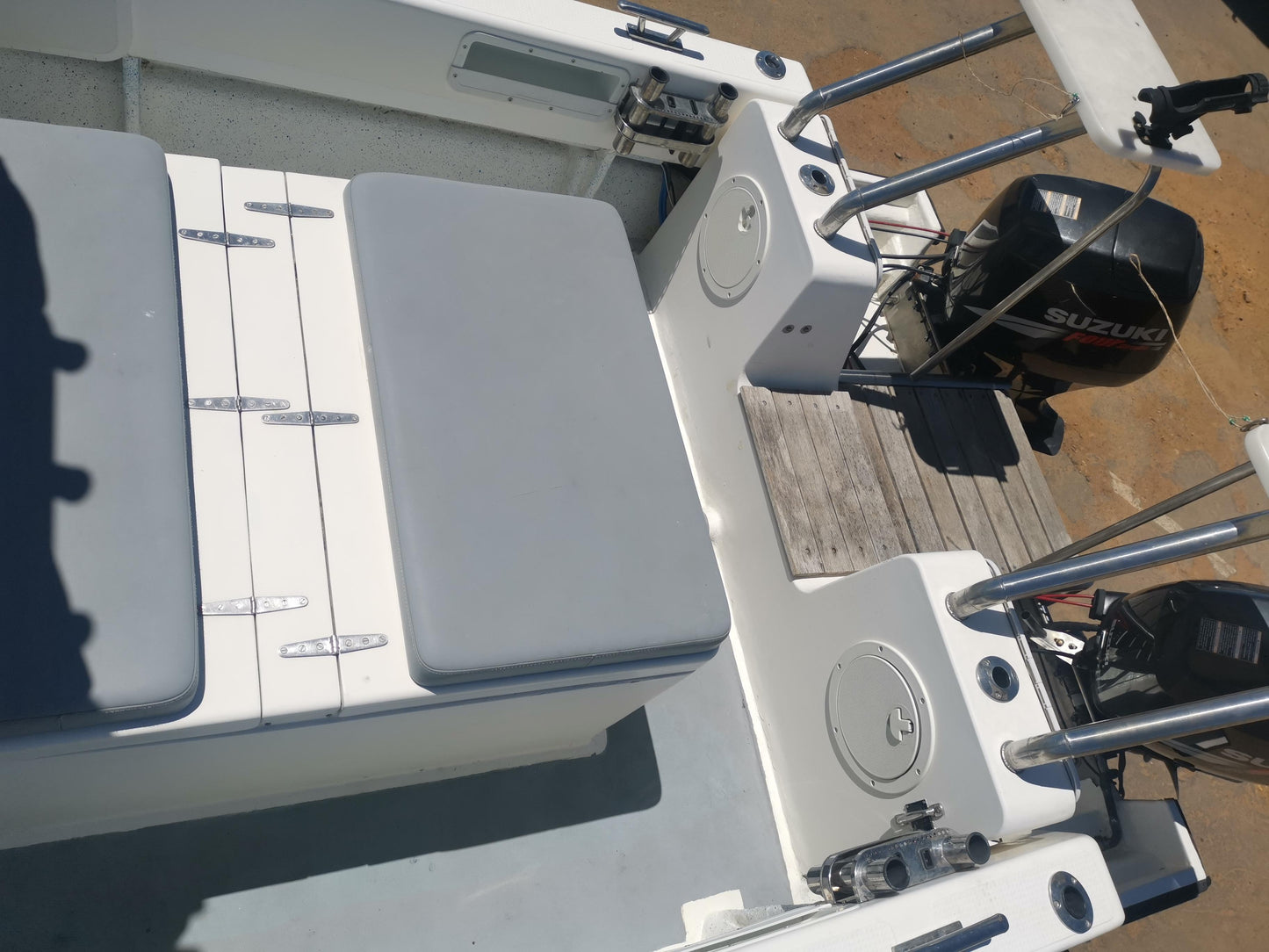 Buttcat 23 – Twin Suzuki 70HP 4-Strokes