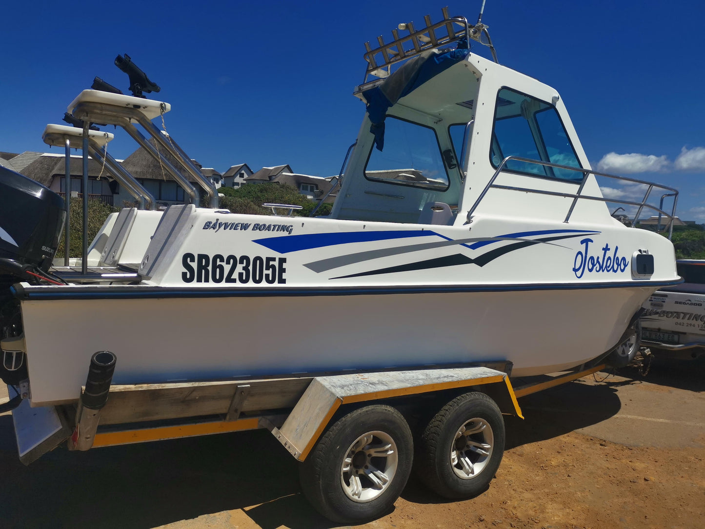 Buttcat 23 – Twin Suzuki 70HP 4-Strokes