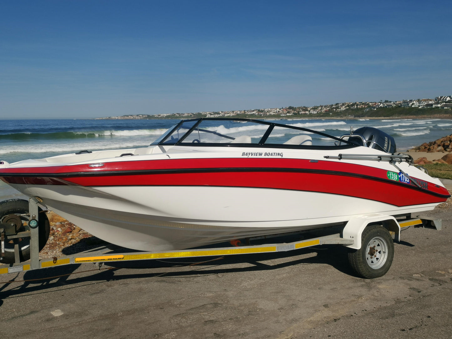 Mistique 580 with 200hp Yamaha 4-stroke