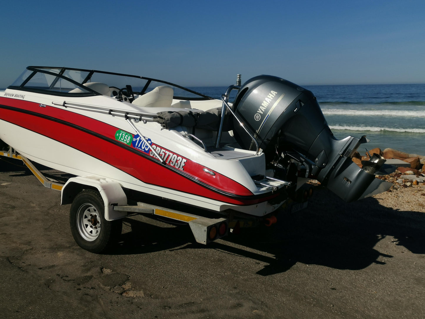 Mistique 580 with 200hp Yamaha 4-stroke