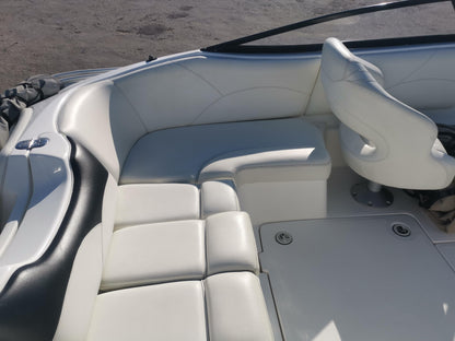 Mistique 580 with 200hp Yamaha 4-stroke