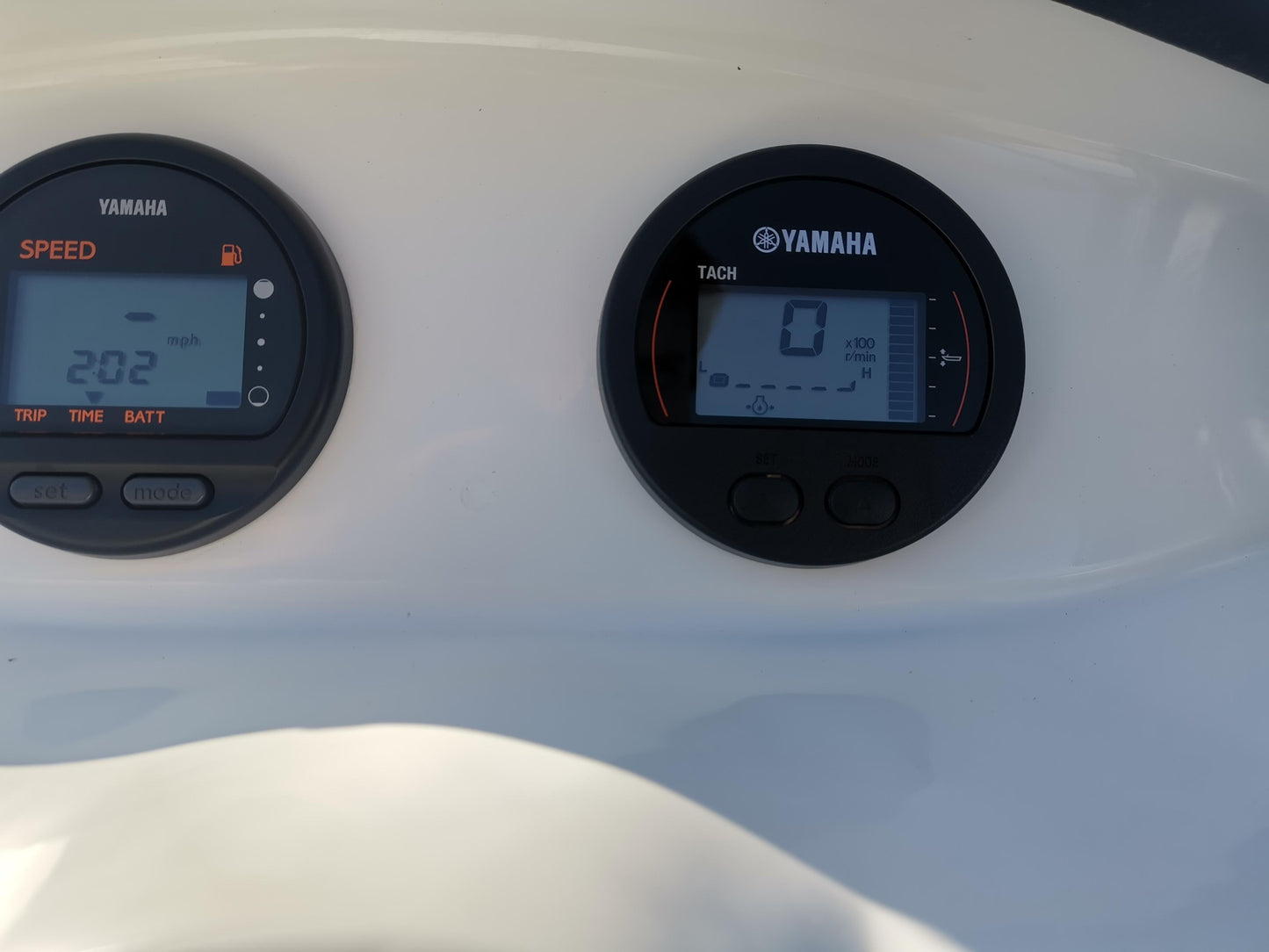 Mistique 580 with 200hp Yamaha 4-stroke