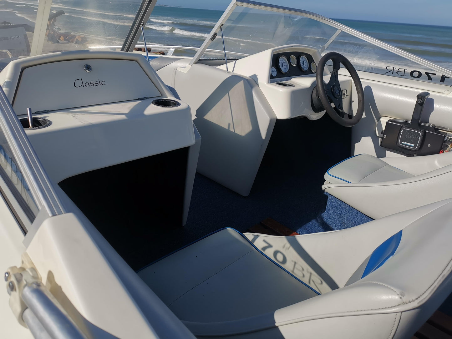 Classic 170BR with Mercury 125hp 2 – stroke