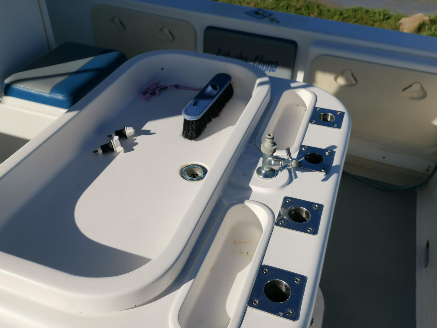 Gecat 28 with 2 x 200Hp Suzuki