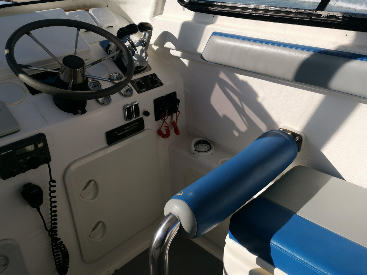 Gecat 28 with 2 x 200Hp Suzuki