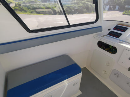 Gecat 28 with 2 x 200Hp Suzuki