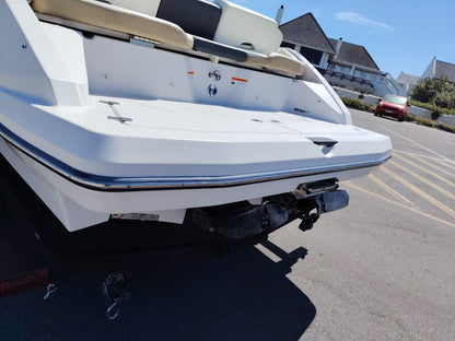 Scarab 215 HO – 500HP Jet Boat