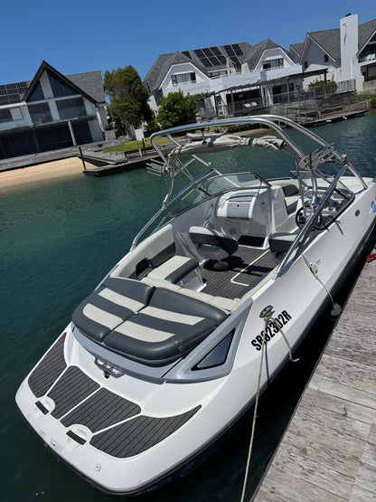 Sea-Doo Challenger 230