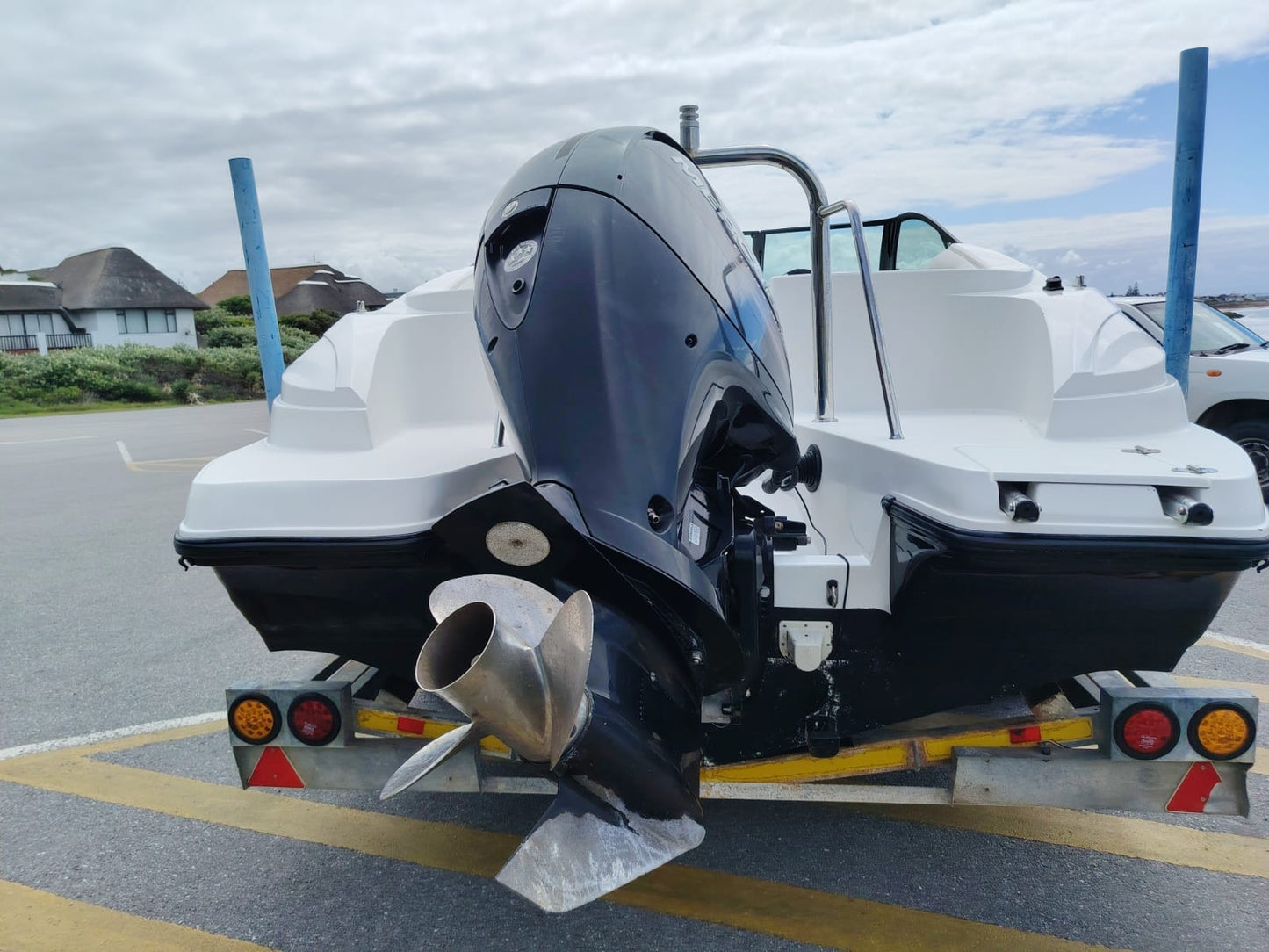 Sensation 22SX stainless steel ski bar detail
