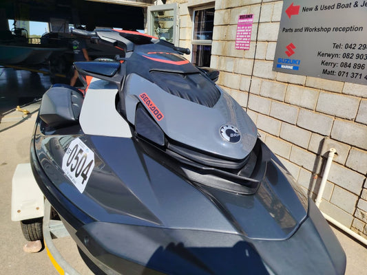 2022-sea-doo-gti-170-audio-jet-ski-front-view.jpg