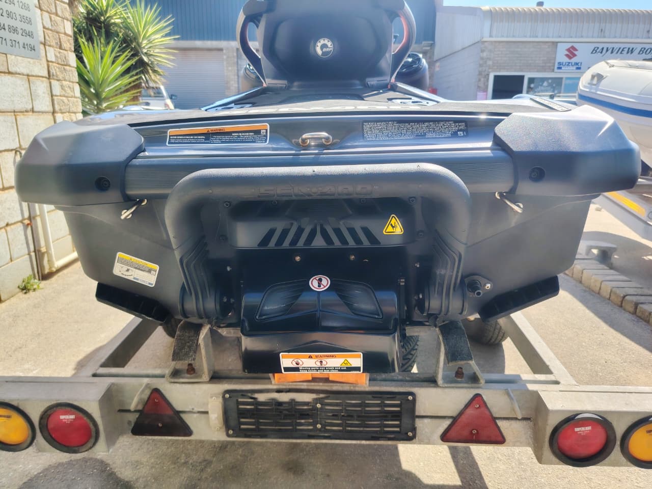 sea-doo-gti-170-rear-swim-platform.jpg