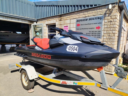 sea-doo-gti-170-audio-system-dashboard2.jpg