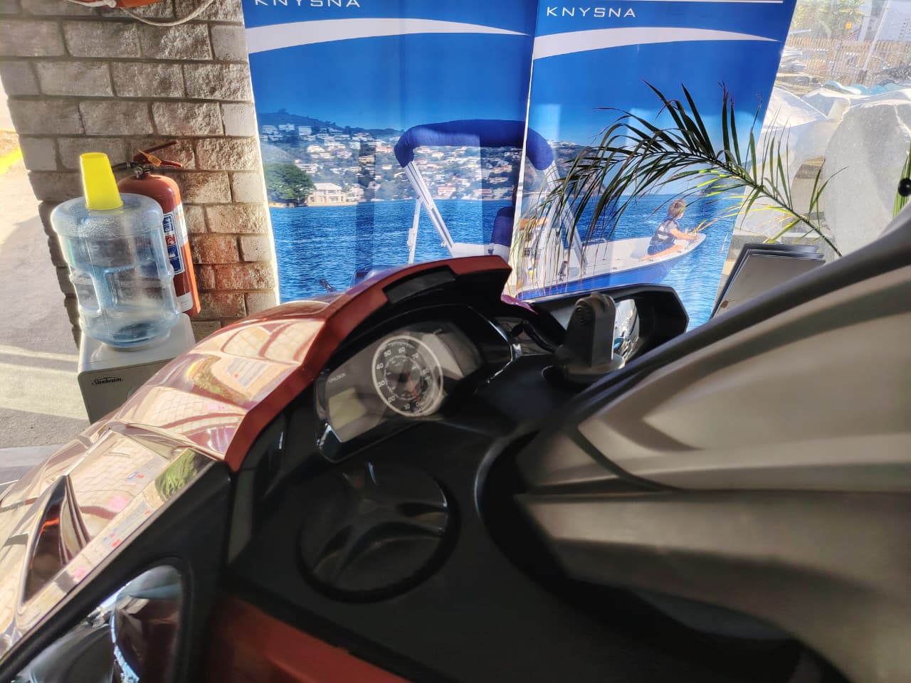 Yamaha FX Cruiser 2013 jetski on water performance ride Console 3 