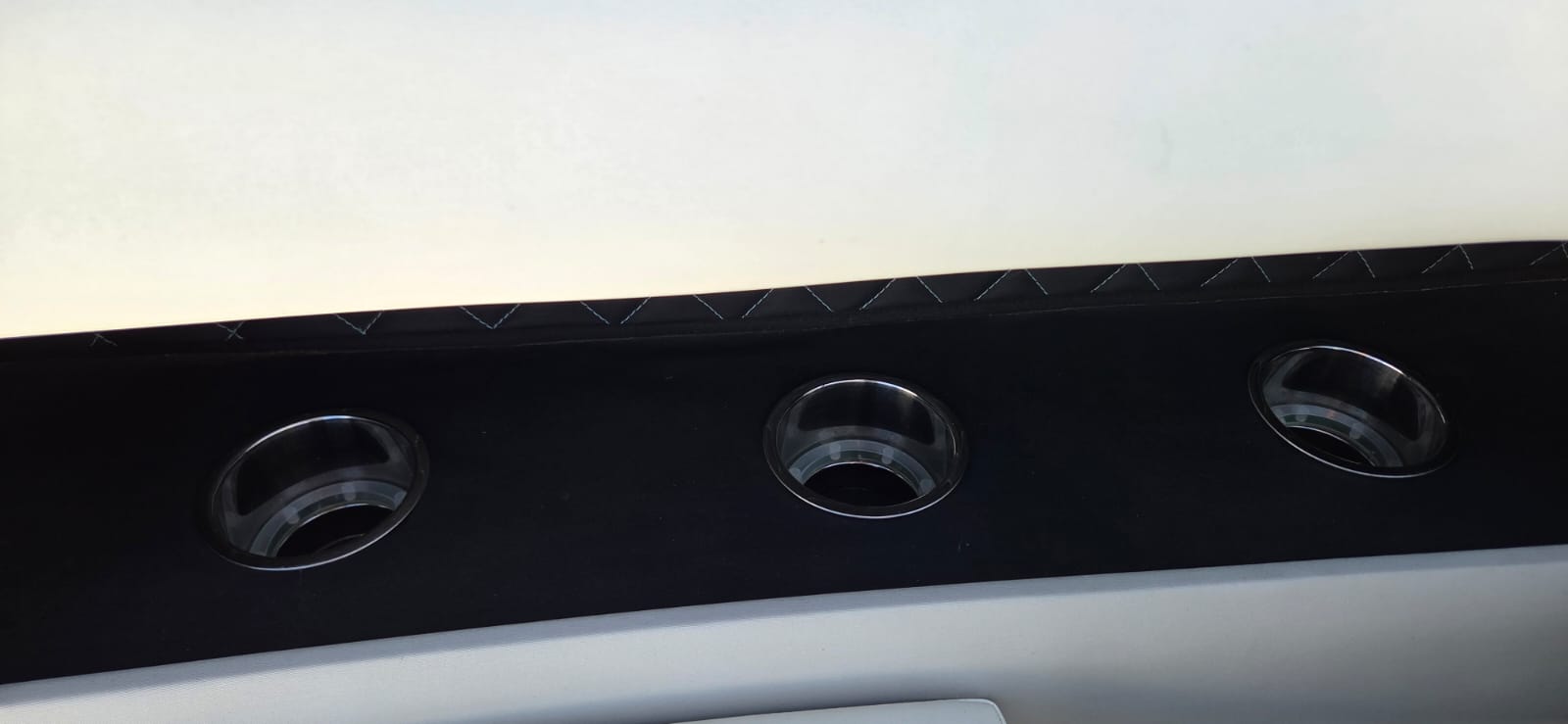 2022 Odyssey 650 luxury performance boat with Suzuki 350HP 18