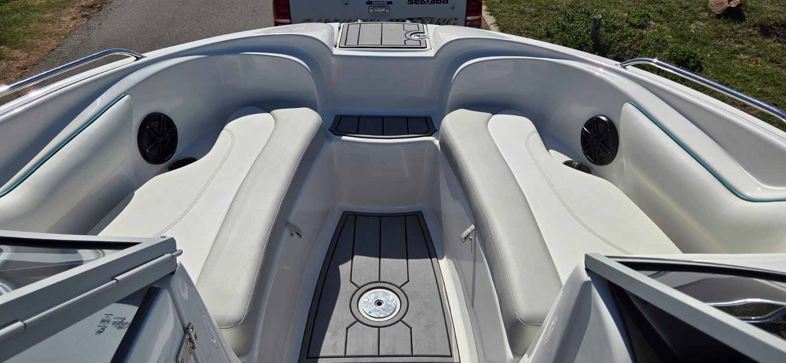 2022 Odyssey 650 luxury performance boat with Suzuki 350HP 9