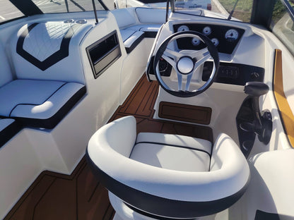Cascade 196 marine boat interior 1