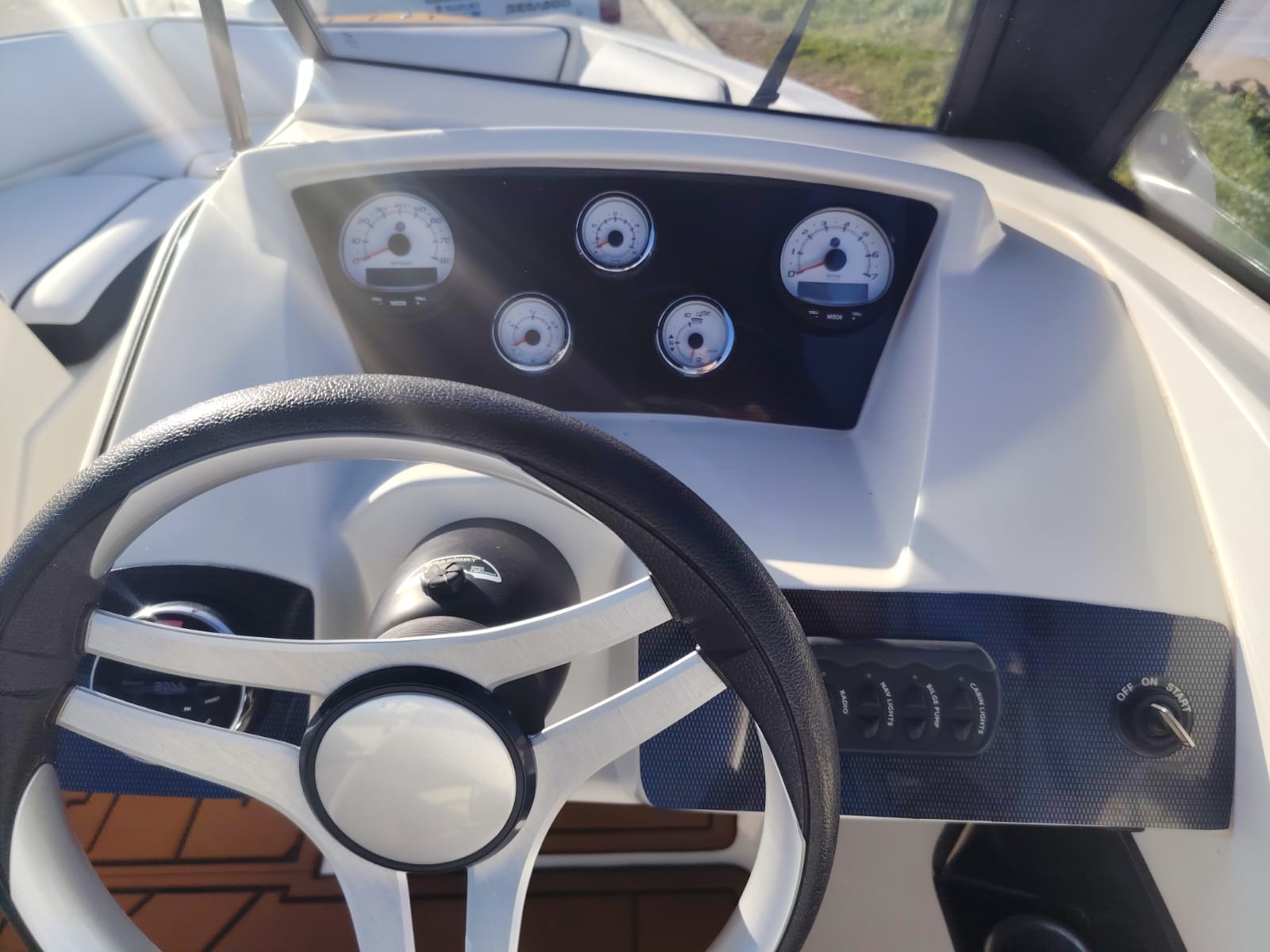 2021 Cascade 196 family watersport boat on trailer