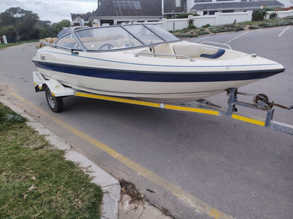 Fazer Ski Boat with 115HP Yamaha 2-Stroke – Family & Watersport Boat
