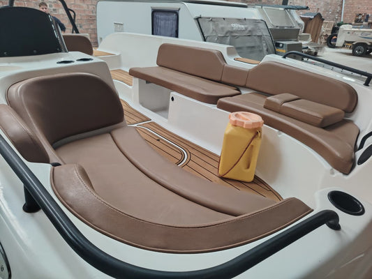 Xpression 2040 with 150HP Mercury Optimax 2 Stroke