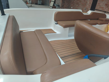 Xpression 2040 with 150HP Mercury Optimax 2 Stroke