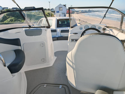 2019 Sunsport 2050 with 200hp Mercury 4-stroke