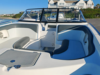 2019 Sunsport 2050 with 200hp Mercury 4-stroke