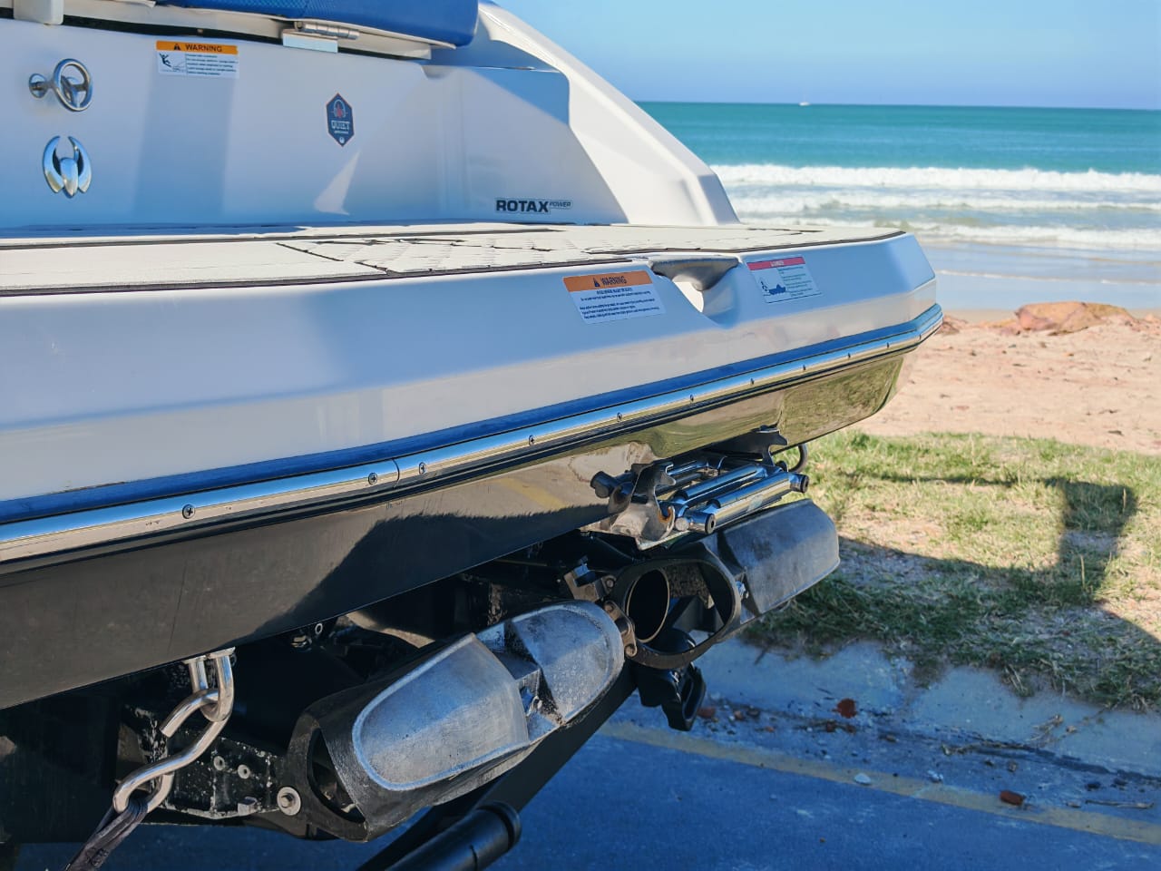 2018 Scarab 215