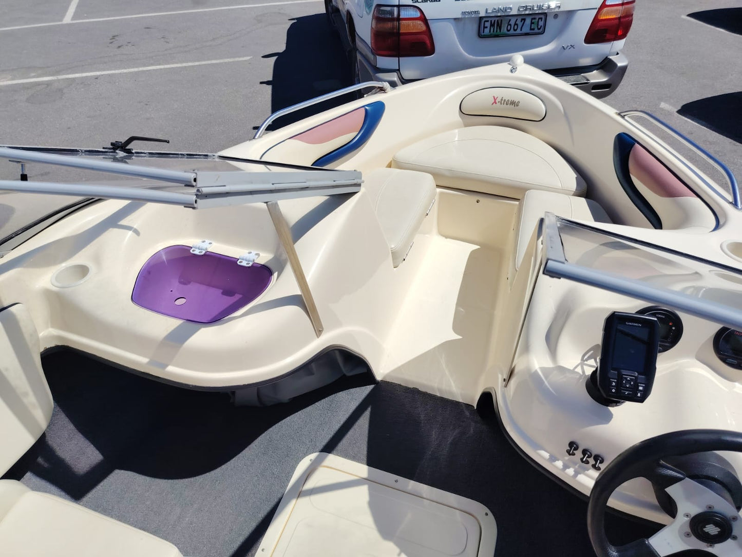 Fazer Ski Boat with 130HP Yamaha 2-Stroke